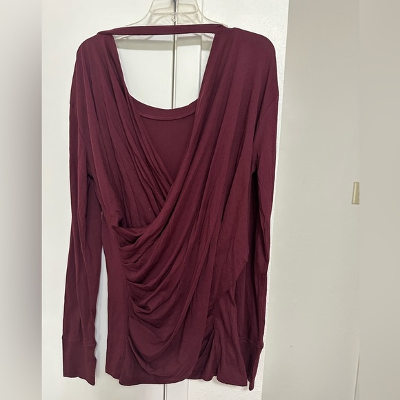 Mono B Open Overlay Draped Back Top size L - Picture 3 of 5
